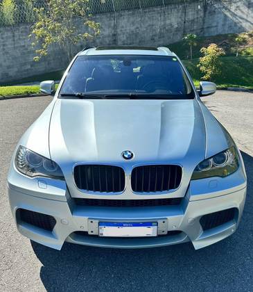 BMW X5 4.4 M V8 32V BI-TURBO GASOLINA 4P AUTOMATICO BMW X5 4.4 M V8 32V BI-TURBO GASOLINA 4P AUTOMATICO